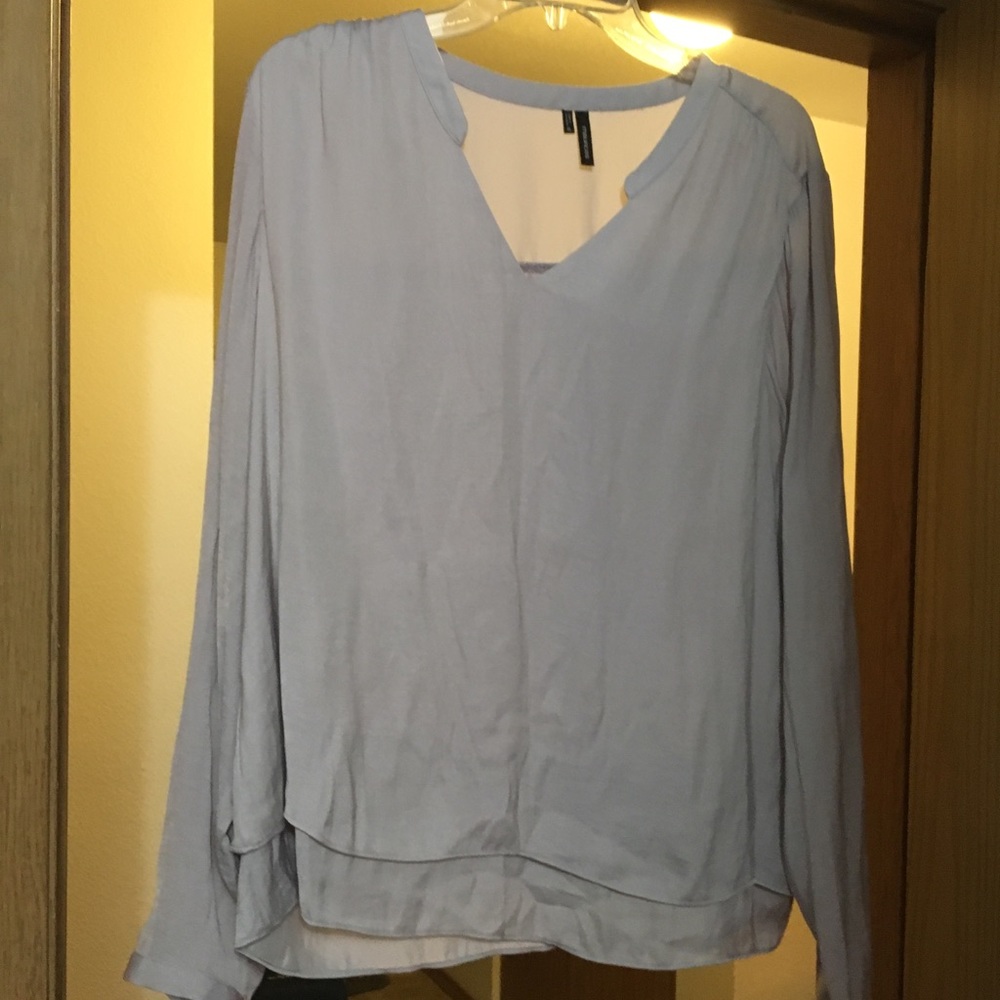 Beautiful soft silver L/S top